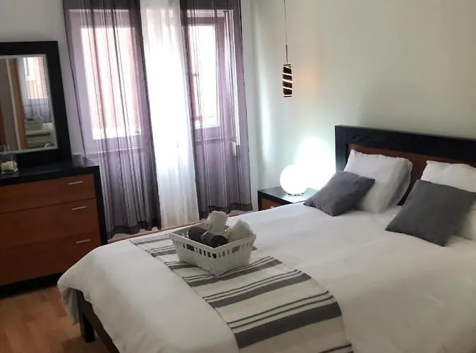 Jusqu'a 6 Personnes Sur La Presqu'ile De Surf Portugal Пениши