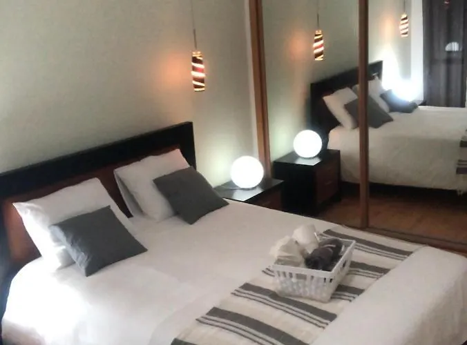 Jusqu'a 6 Personnes Sur La Presqu'ile De Surf Portugal * Peniche